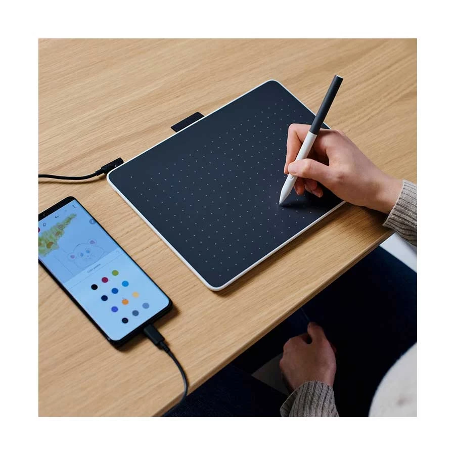 Wacom One M CTC-6110WL Medium Black Graphics Drawing Tablet #CTC6110WL
